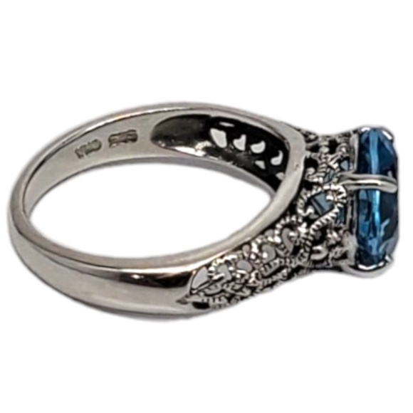 CNA Sterling Silver Blue Faceted Stone Ring Size 6 #17268 - Picture 3 of 8